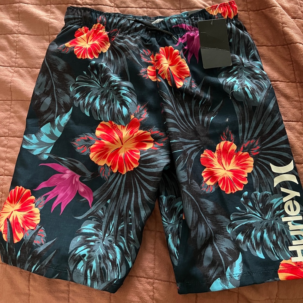 Boys Large Hurley swim trunks BNWT